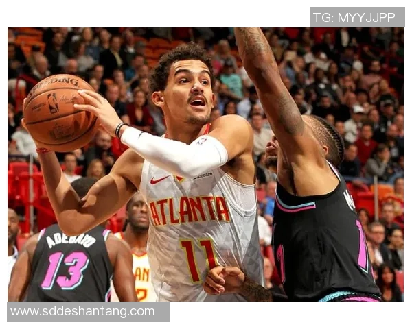 拉法尔森的艺术：精彩团队配合的绝杀之舞