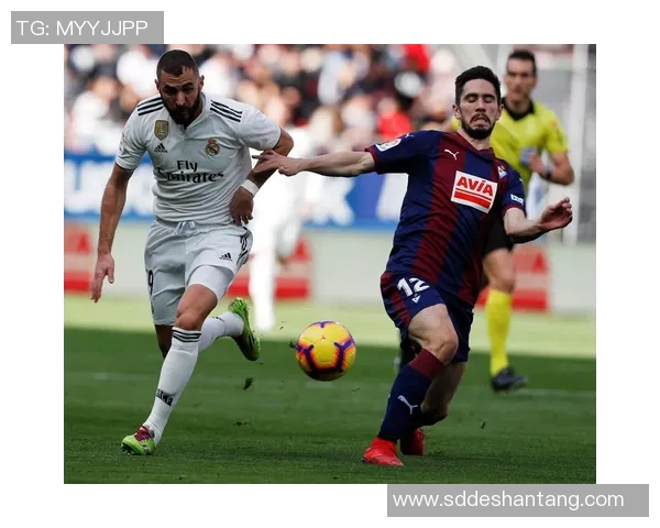 马竞传奇科利亚尔与皇马的足球情缘：一次跨越恩怨的深情告别