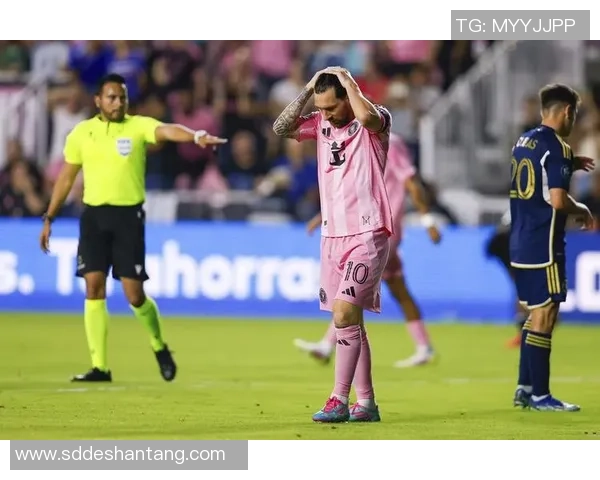 足坛狂欢夜：摩洛哥铁血双杀喀麦隆挺进四强，多特蒙德3-3绝平演绎德甲疯狂